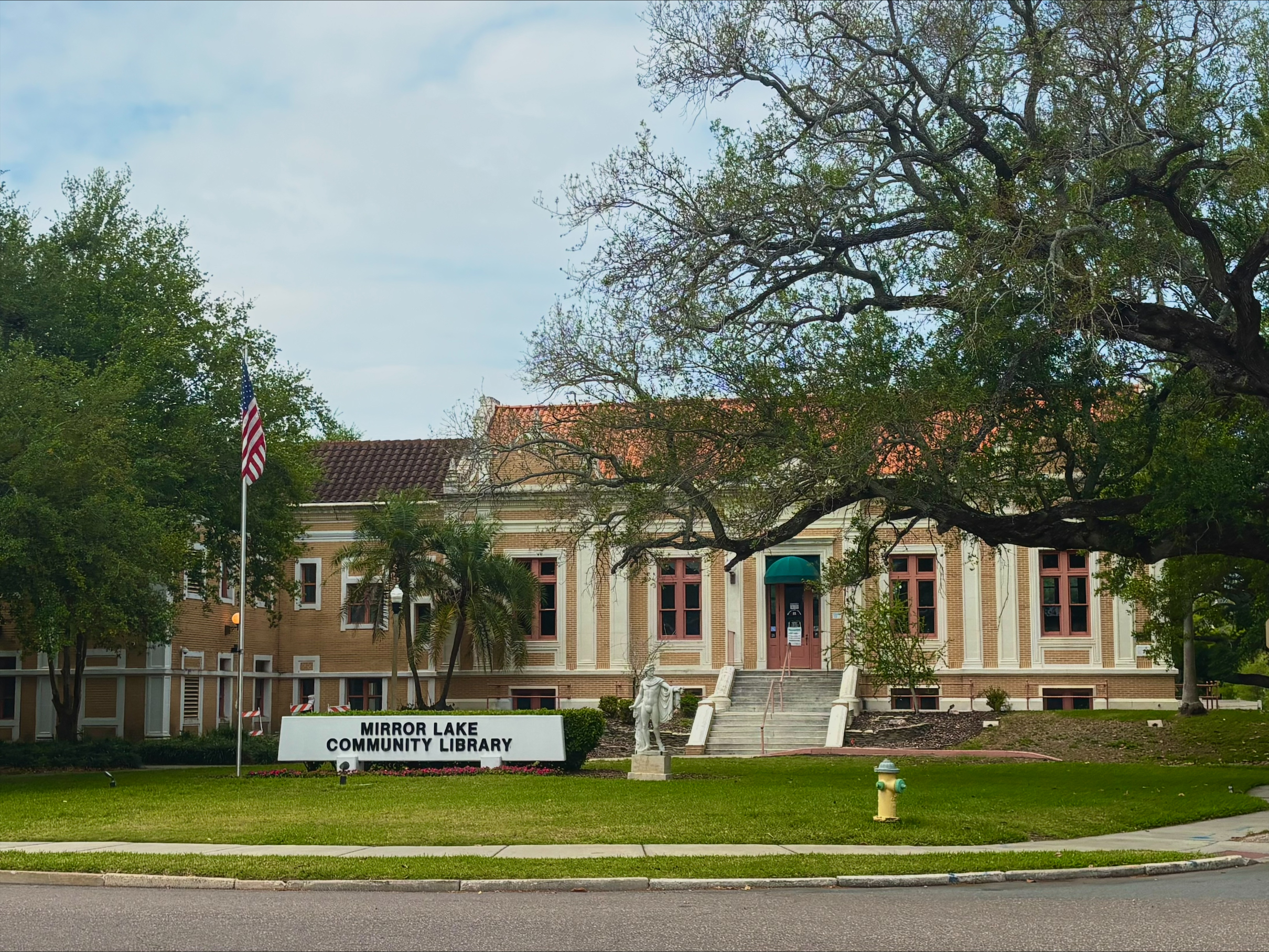 How St. Petersburg libraries are connecting residents to culture, education and community